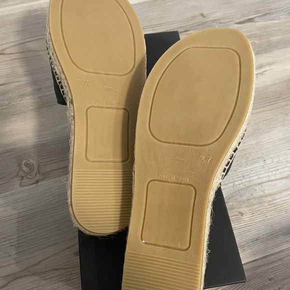 M Valentino Black Espadrille Slides - Picture 2 of 3